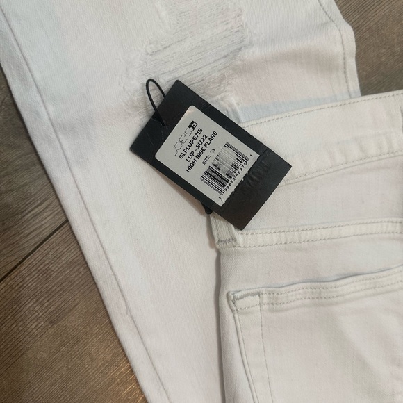 New Joe's Jeans High Rise Flare White Distressed Jeans Women’s Size 23” Long - Picture 10 of 16